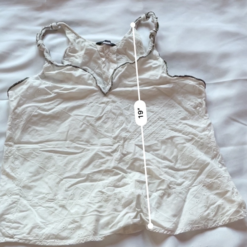 Naked Zebra White Floral Embroidered Top 🔲🦓 - Picture 7 of 8